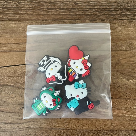 ✨Shoe Charms✨Hello Kitty Inspired Charms✨Shoe “Jibittz”✨ - Picture 8 of 9